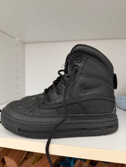 Nike kids boots 11.5c