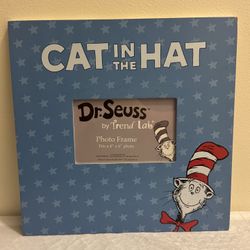 Trend Lab, LLC.~Dr. Seuss "Cat In The Hat" Wall Frame Fits a 4" x 6" Photo NEW!!
