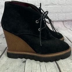 Bcbg Generation Nariska Black Suede Wedge Booties |