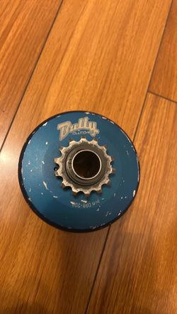 Bully Clutch
