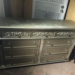 Heidi Bedroom Furniture Dresser (null)