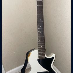 Les paul jr white guitar 