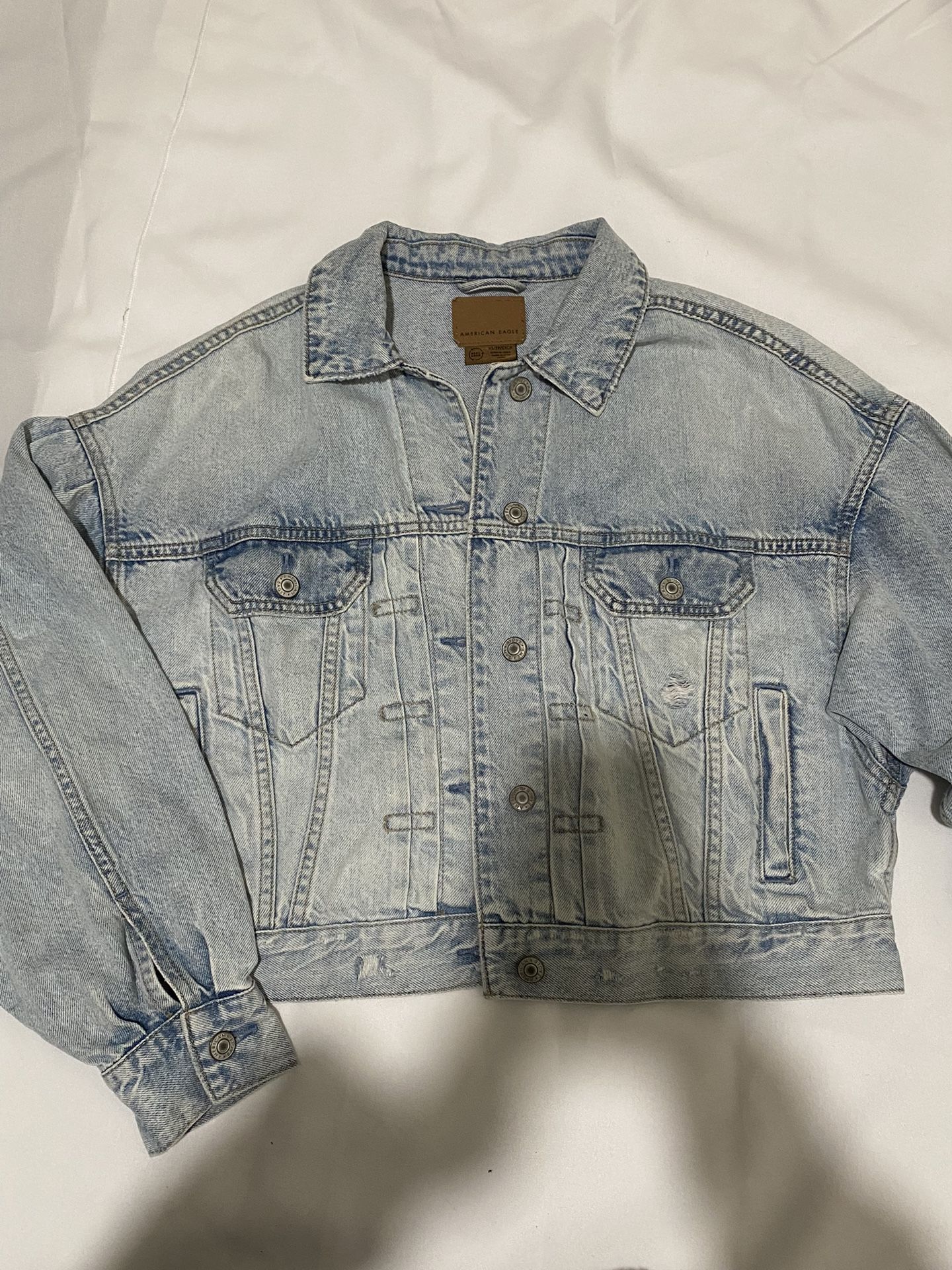 AMERICAN EAGLE jean jacket 🦅