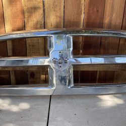 OEM 2013-2018 Dodge Ram 1500 Chrome Grille CH2491C00CA00