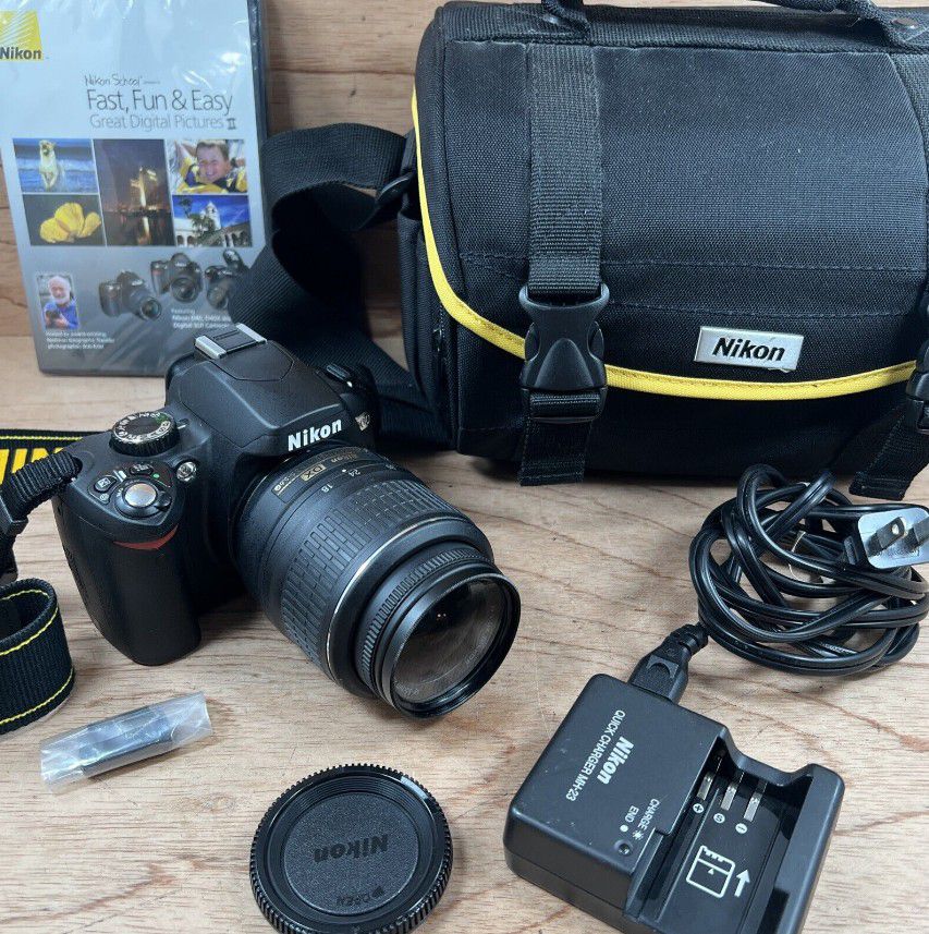 MINT Nikon D60 Digital SLR Camera + AF-S 18-55mm G VR KIT 1674 Clicks for Sale in Harveys Lake, OfferUp