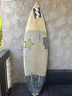 Stamps Custom Performance Surfboard 5’9 FCS Tri
