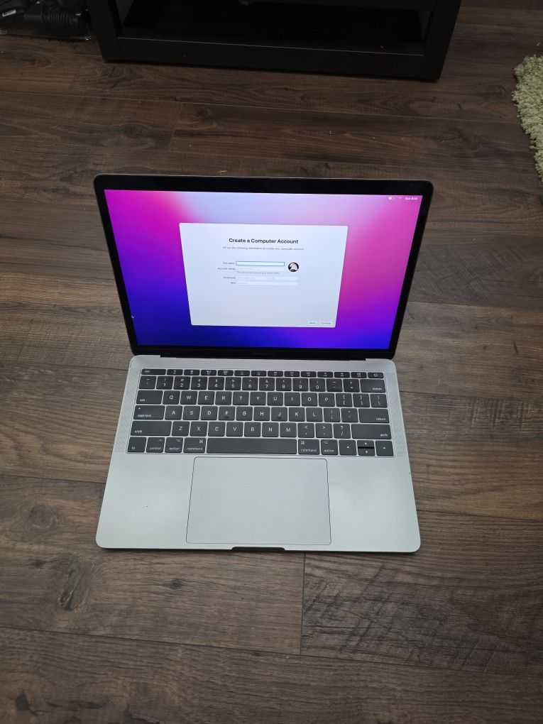 2017 MACBOOK PRO