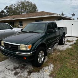 2000 Toyota Tacoma