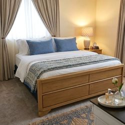 King Wood Footboard With Bedframe