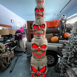8 ft. Halloween Indoor/Outdoor Free-Standing Giant-Sized LED-Lit Skull Stack 