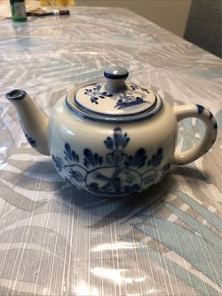 Nobel Bell Windmill Teapot - Blue & White