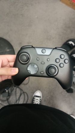 WIRELESS NINTENDO SWITCH CONTROLLER