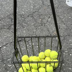 Tennis Ball Hopper With Balls