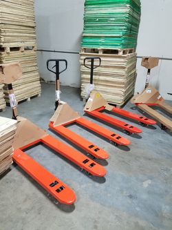 2.5 TON HEAVY DUTY PALLET JACK - NEW!