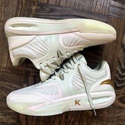 Anta KT10 Money ball Size 10.5