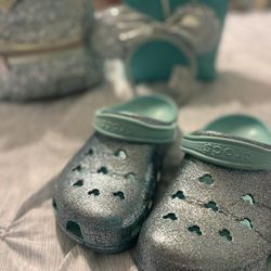 Disney glitter cheap crocs