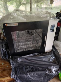 Anywhere cart uvc sanitizing cabinet