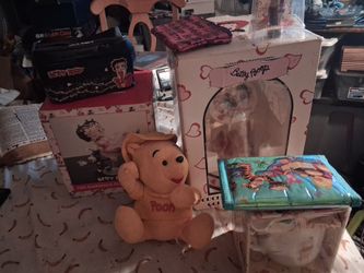 New in box 7 piece bundle vintage betty boop collection !