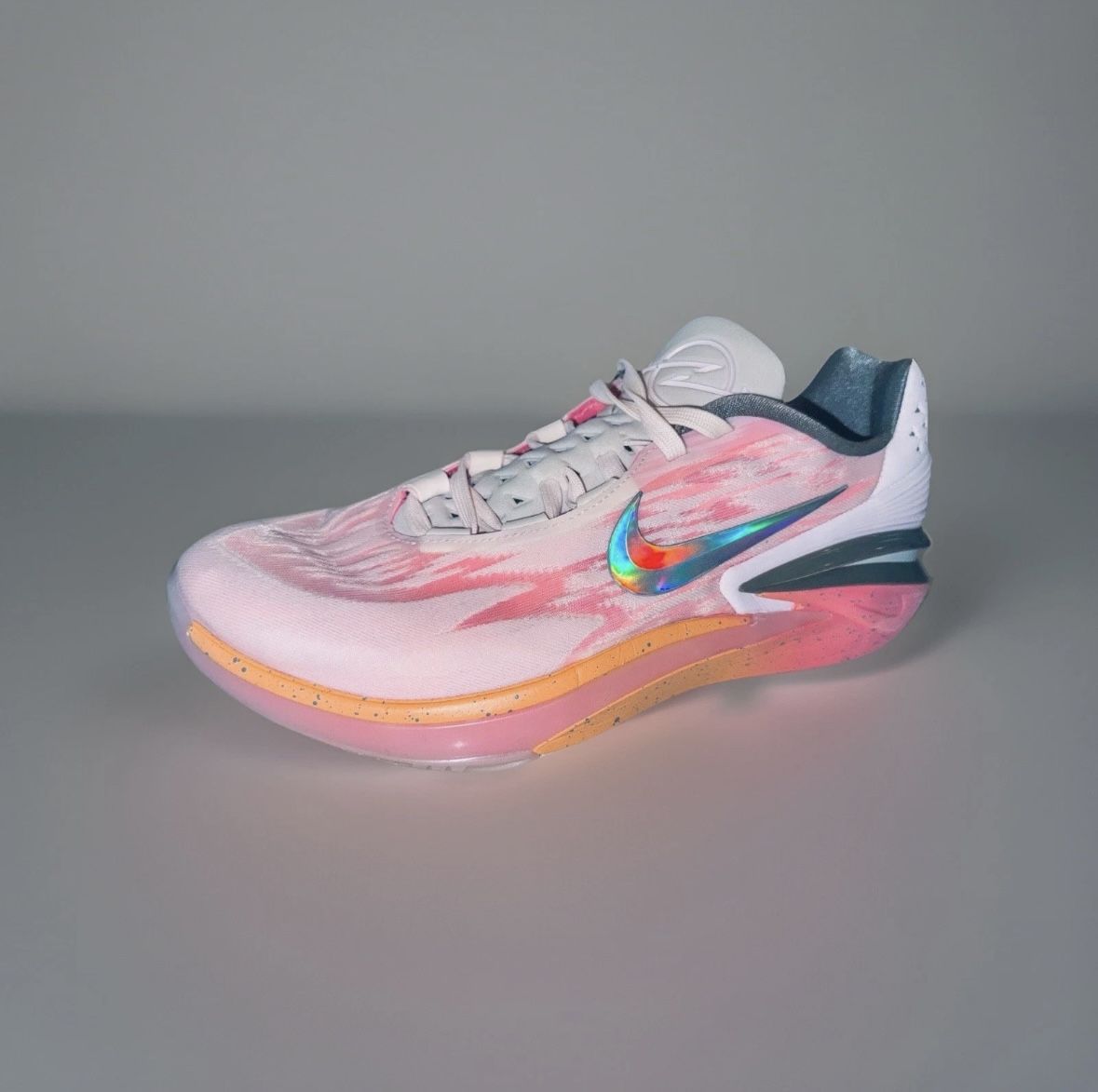 Nike Gt Cut 2 - Pearl Pink Size 10