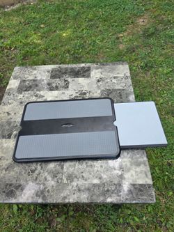 Work Comfortably Anywhere with the AboveTEK Portable Lap Desk! 💻✨