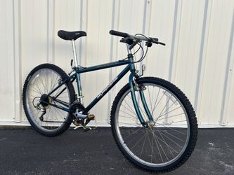 Vintage Retro Mongoose MTB Bike