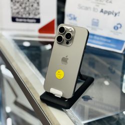 iPhone 16 Pro (Factory Unlocked) 