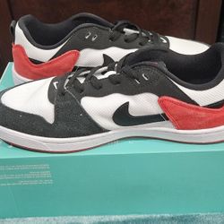 Nike SB Dunk Low Red/Blk Size 9