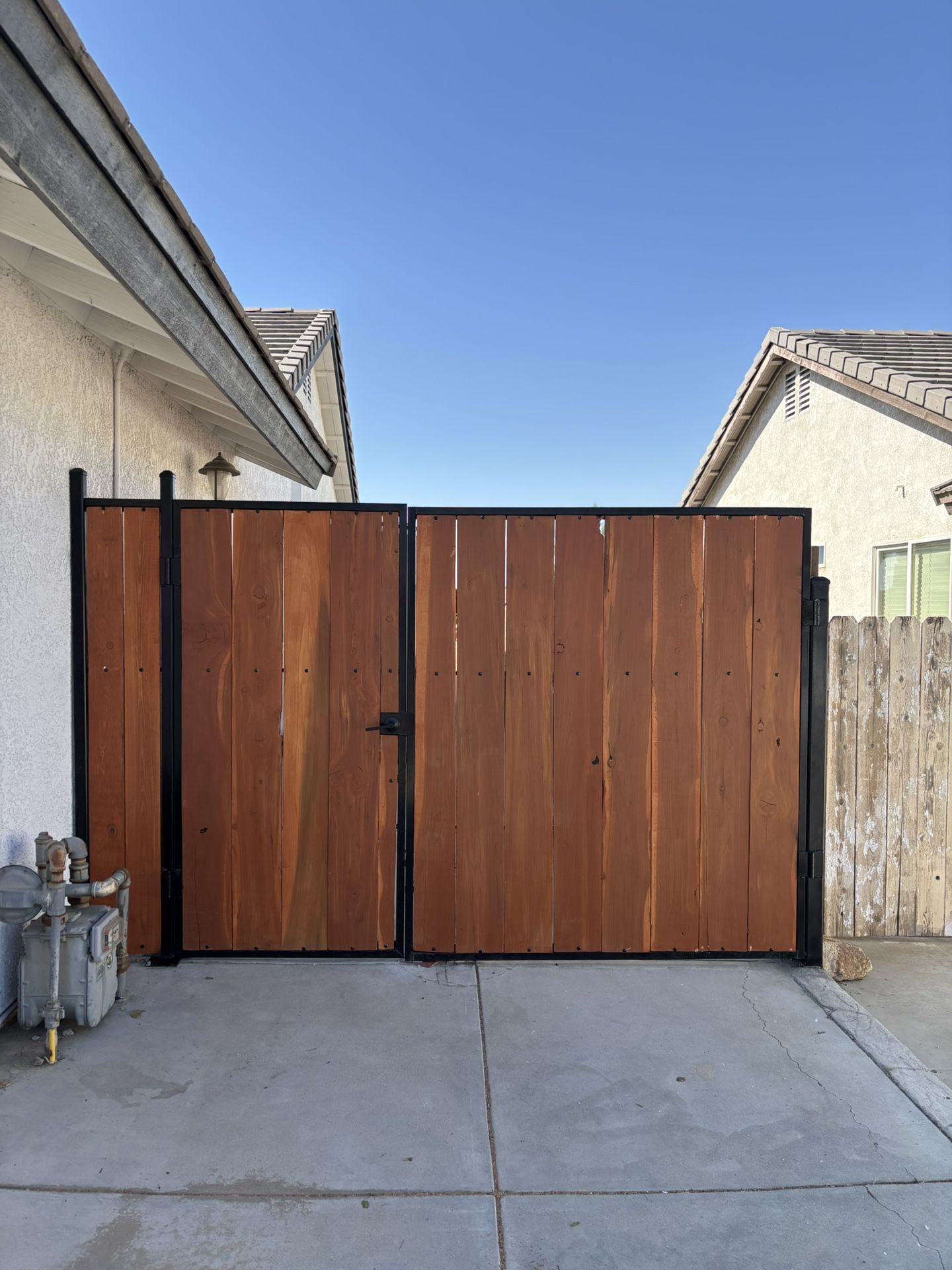 Luxury Metal Gate