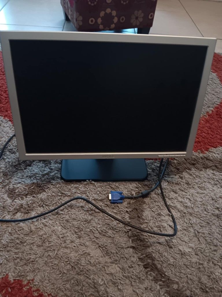 Dell Monitors in good condition, both works well...