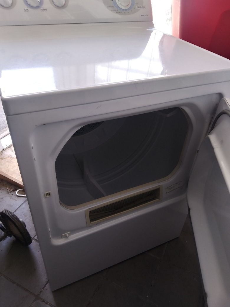 GE washer an electric dryer