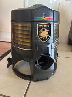 Rainbow E2 Vacuum – Runs good - Base Unit Only