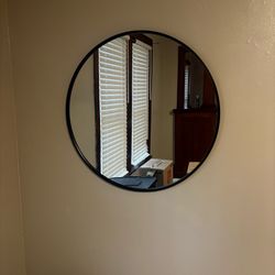 Round Mirror