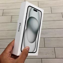 Apple iPhone 15 