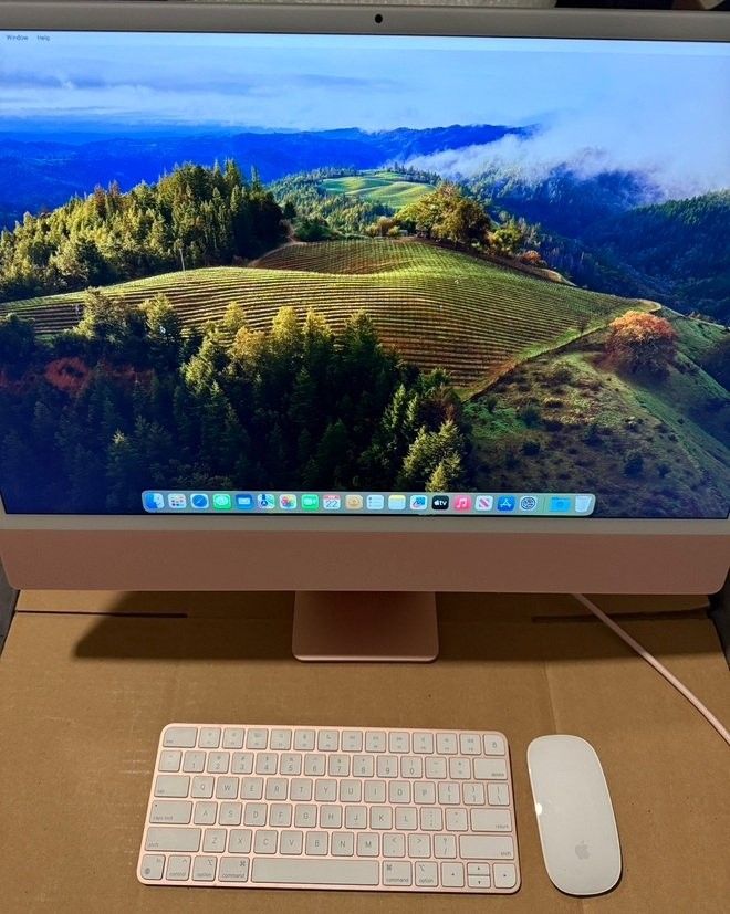 Apple - iMac 24" All-in-One - M3 chip 8-Core - 8GB Memory - 256GB - Pink MINT