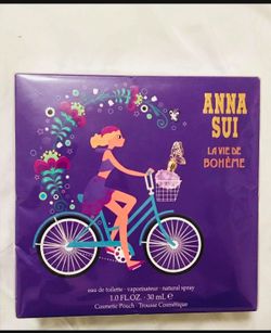 Perfume Anna sui
