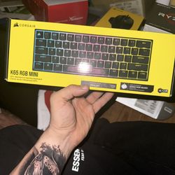 Keyboard, Mouse, Mic, Webcam, Game Card 