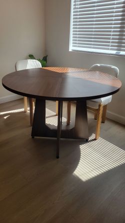 Round Dining Table for Sale