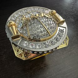 2010 Los Angeles Lakers Championship Ring Paper Weight w