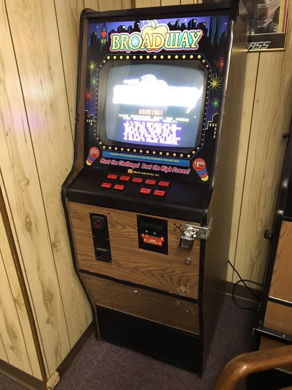 Man cave broadway poker machines