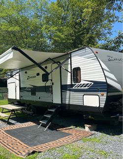 2021 crossroads zinger 36’ travel trailer 2 bedroom 2 slideouts