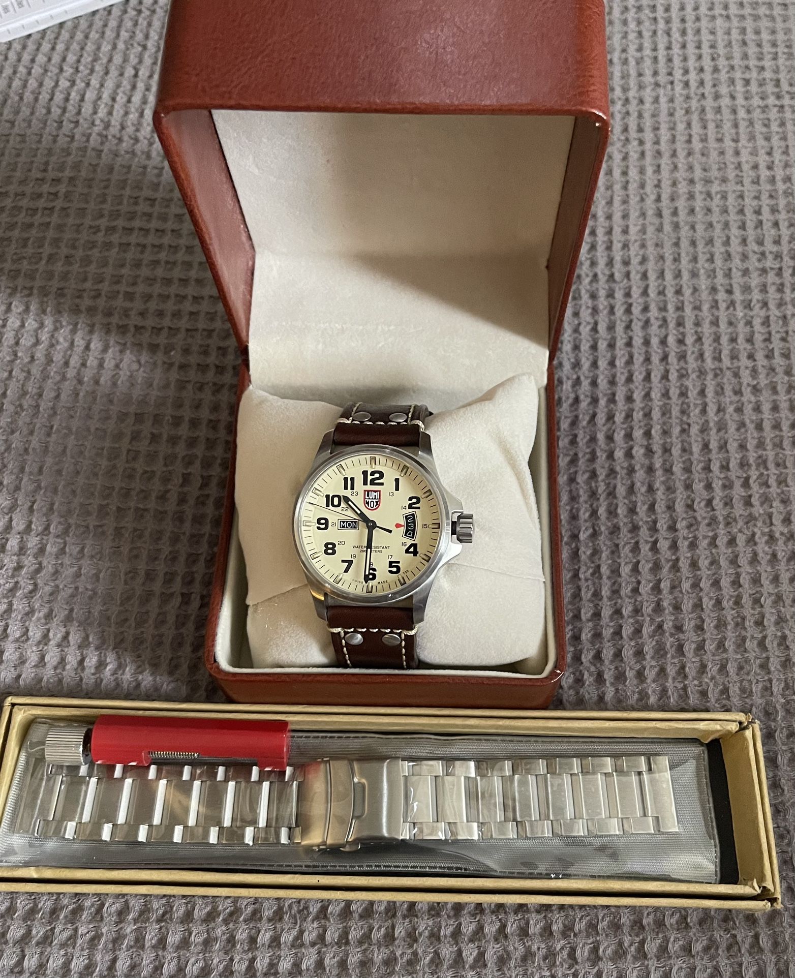 Luminox Field Time Date