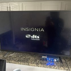 Insignia 32 Inch tv