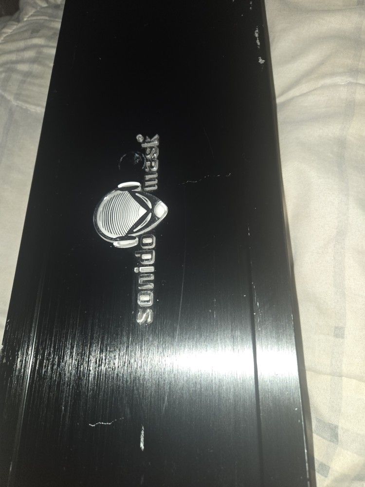 Sonido Mask Amp 3000 Watts Big Bass! $250.00 Best Offer