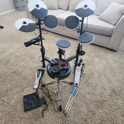 Roland Electric Drum Set
