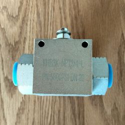 KHB3K-NPT3/https://offerup.com/redirect/?o=NC1MLlBOOjU4MDA=PSI DN:20