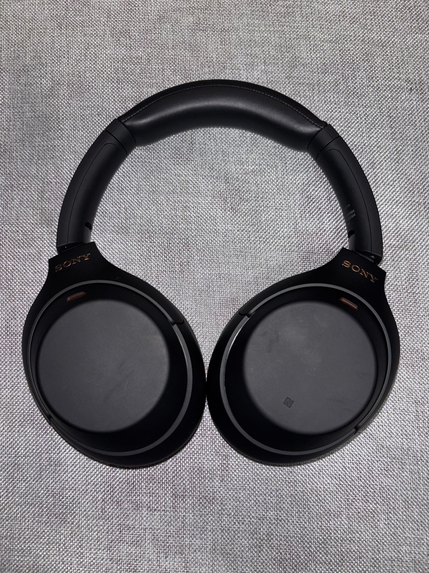 Sony WH-1000XM4 Wireless Premium Noise Canceling Overhead Headphones with Mic for Phone-Call and Alexa Voice Control, Black WH1000XM4