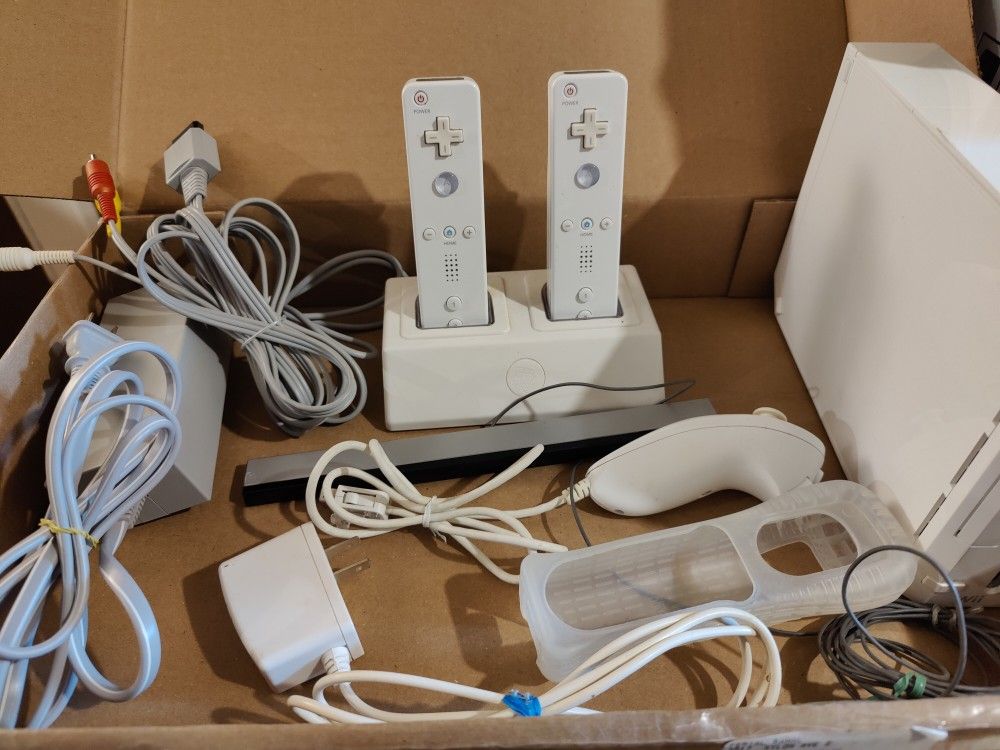 Nintendo Wii Console RVL-001 (USA) 