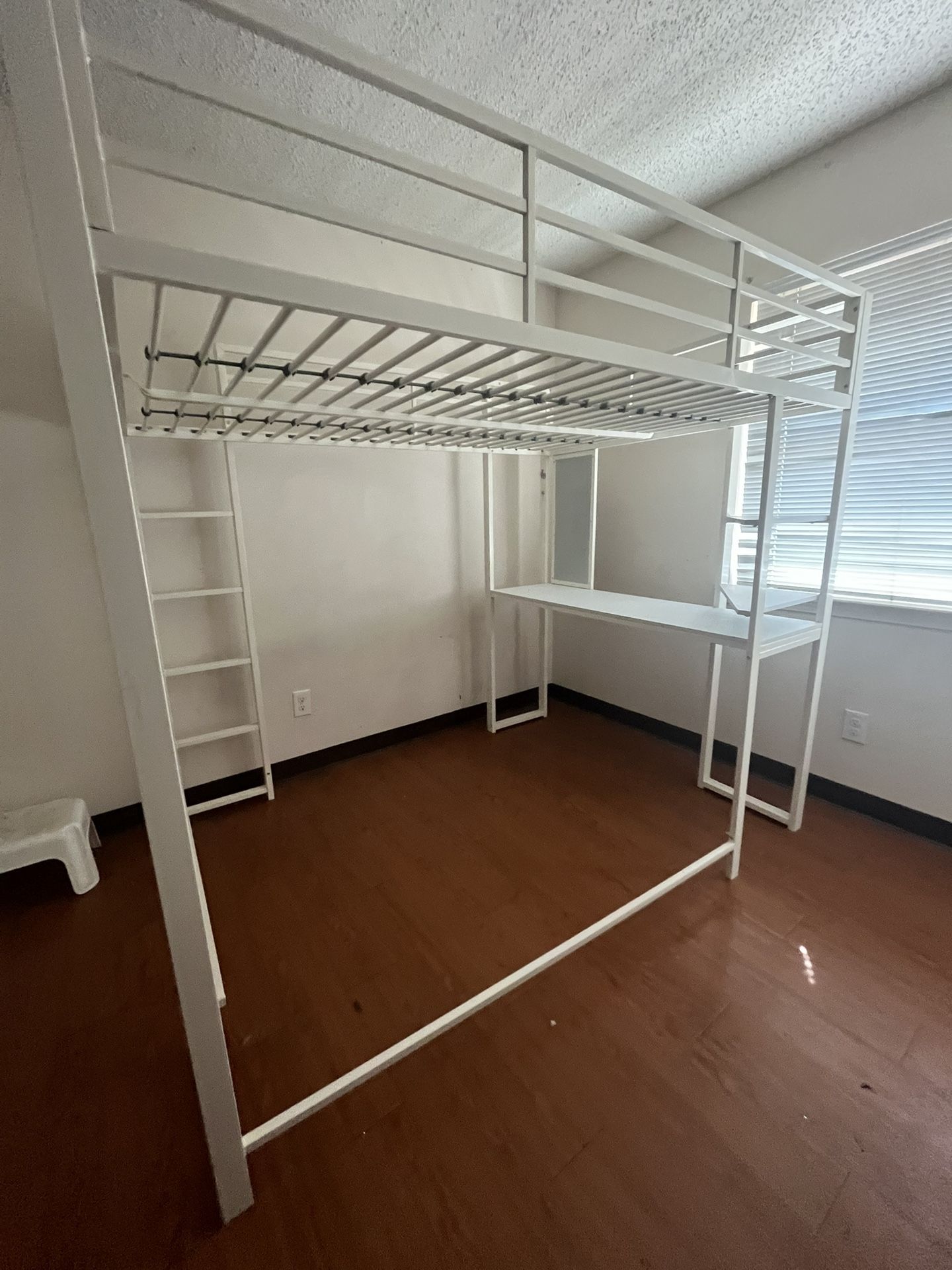 full size loft bed w desk