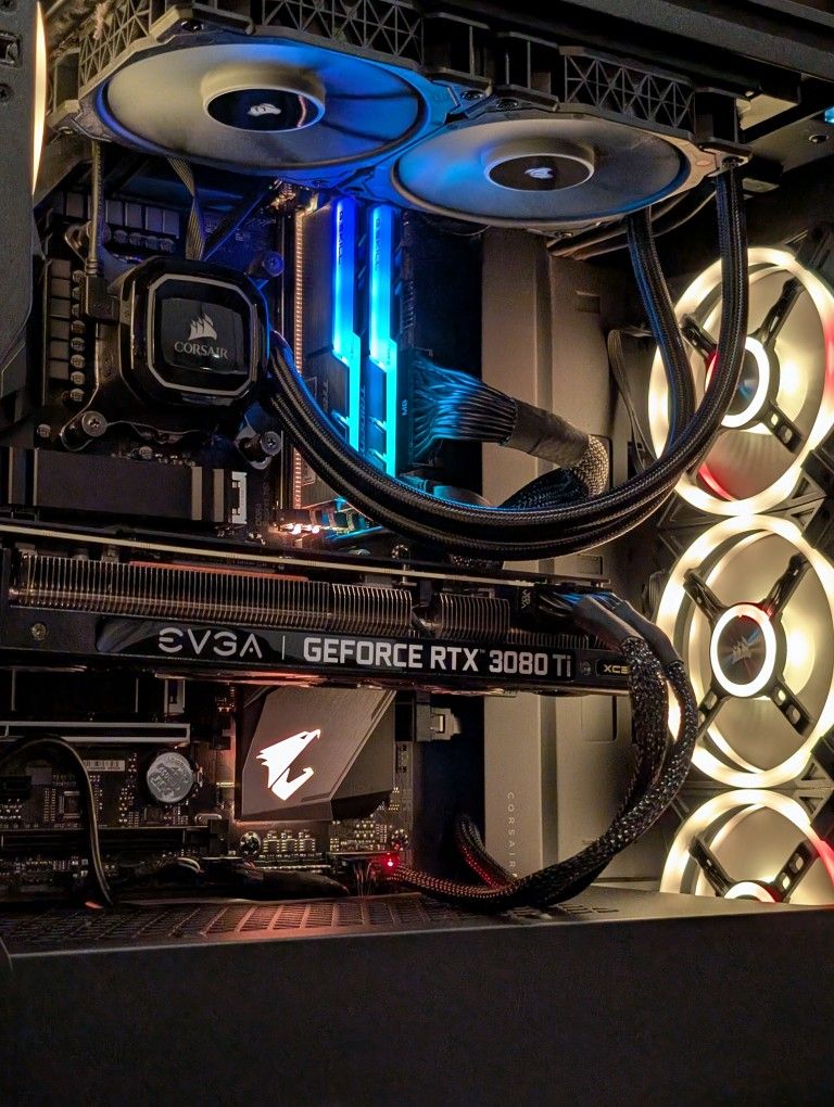 Gaming PC Core i9 / RTX 3080 Ti/ 16Gb / 4Tb +1Tb SSD