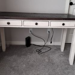 White Charging Desk